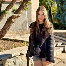  Лена