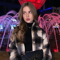  Александра