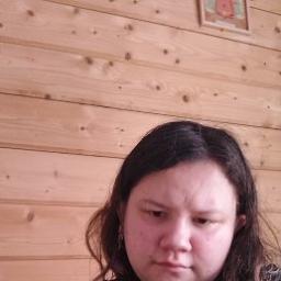  Алена
