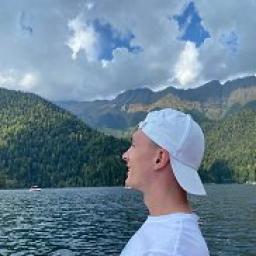  Андрей