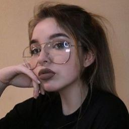  Аня