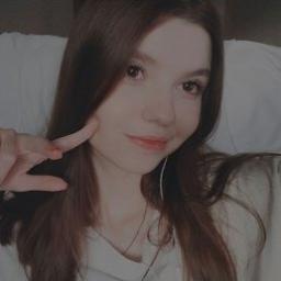  Аня