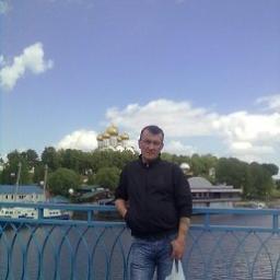  Олег