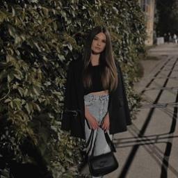  Алена