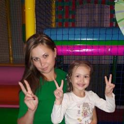  Adelina