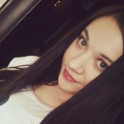  Нина