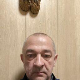  Денис