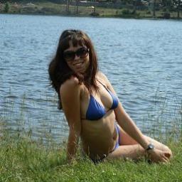  Simona