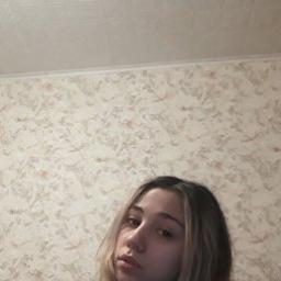  Оля