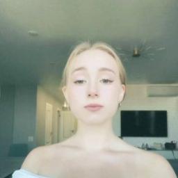 Настя