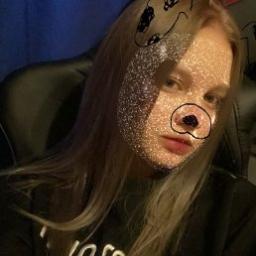  Юля