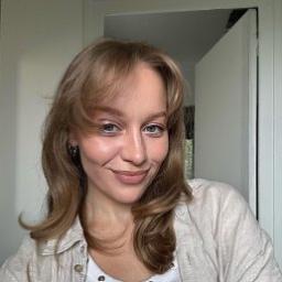  Яна