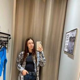  Полина