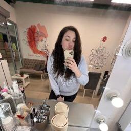  Полина