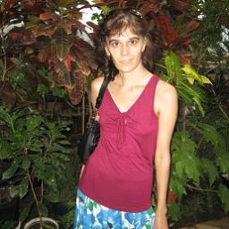 Liliya