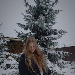  Алина