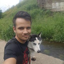  Артём