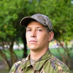  Артем