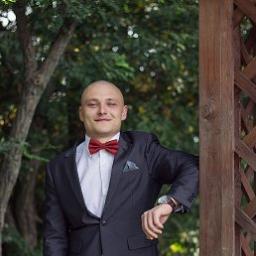  Сергей